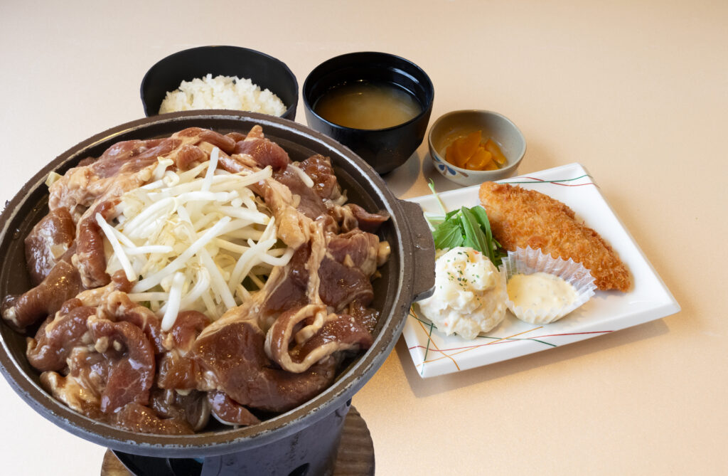 【砂川ハイウェイオアシス館】ジンギスカン定食