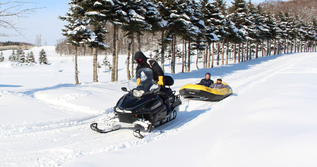 北海道子どもの国公園　スノーラフティング